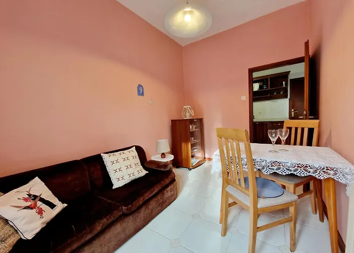 Apartmán Rustico Mediterraneo With Large Terrace By Mihaela Poreč